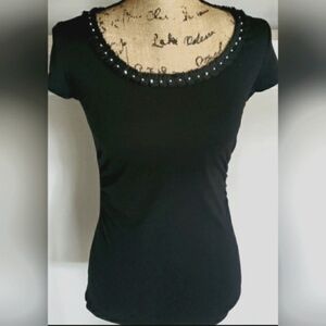 ♦️WHBM~Scoop Neck w/Silver Rhinestone Detail Top♦️